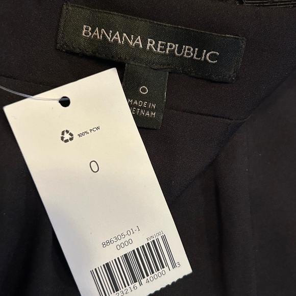 Banana Republic, NWT, Party Skirt with Black and Shimmer Fringe. Black, Size 0 - Picture 7 of 8